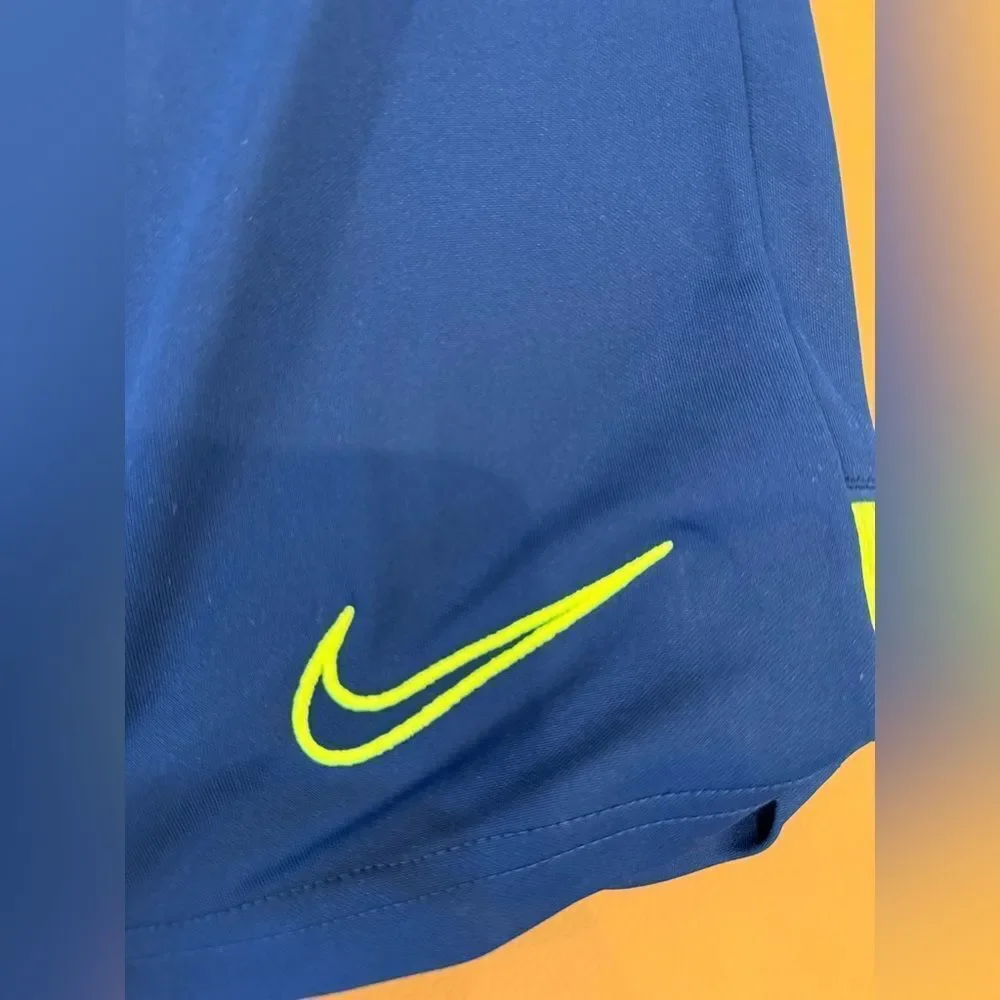 Nike Dri-Fit Blue Athletic Shorts - Picture 2 of 4